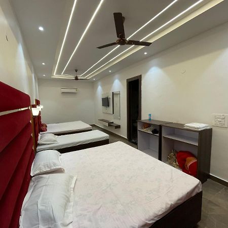 The Bubbles Bed & Breakfast Amritsar Bagian luar foto