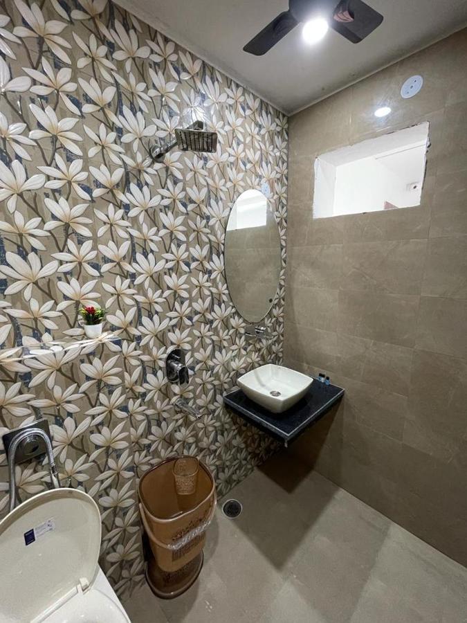 The Bubbles Bed & Breakfast Amritsar Bagian luar foto